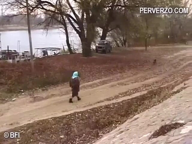 Pissing Girls: Openly pissen 2 - Draußen öffentliche plätze, pissen DVD