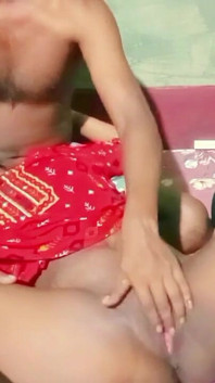शादी की सालगिरह पर नई दुल्हन के साथ सेक्स
