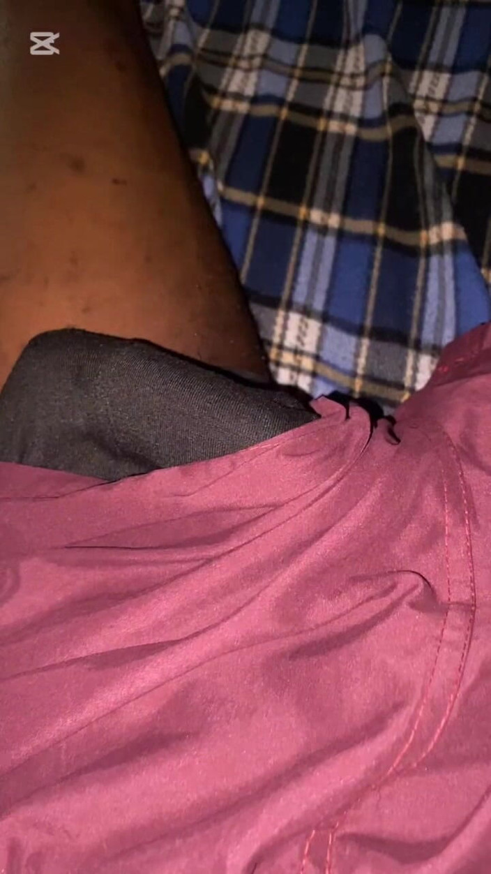 Slimniqqa: Stroking BBC After Hitting the Gym