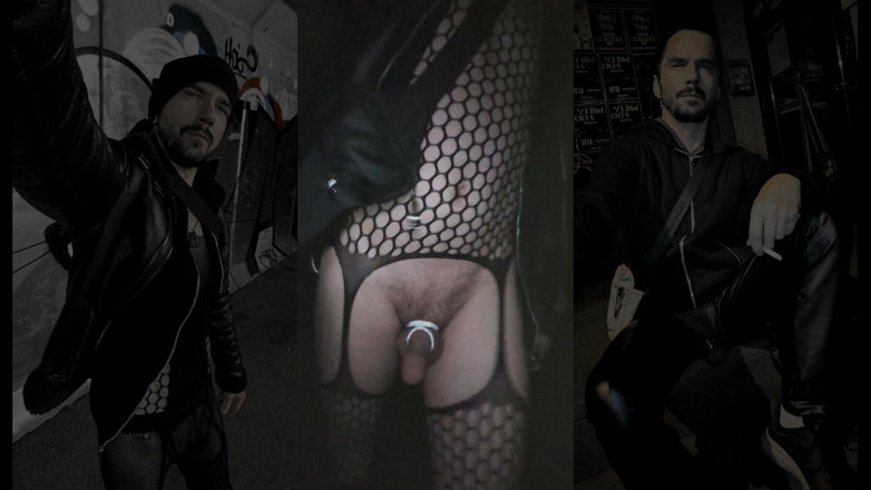 kinkygaynudist: Hot Rainy Walk (podwiążki I Wybrzuszone Meggings)