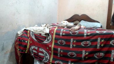 Black African 007: panas yang memandu setiap lelaki gila bahagian 1