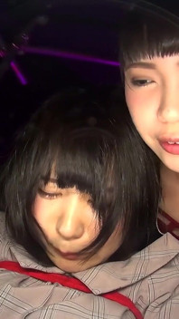 Fétiche de la bouche comme jamais auparavant - Iori attache Nimo pour lui faire boire de la salive
