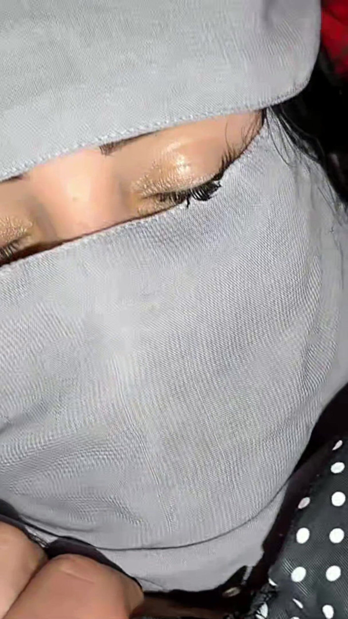 Basant Arab: Niqab Saúdská manželka arabská Saúdská Arábie