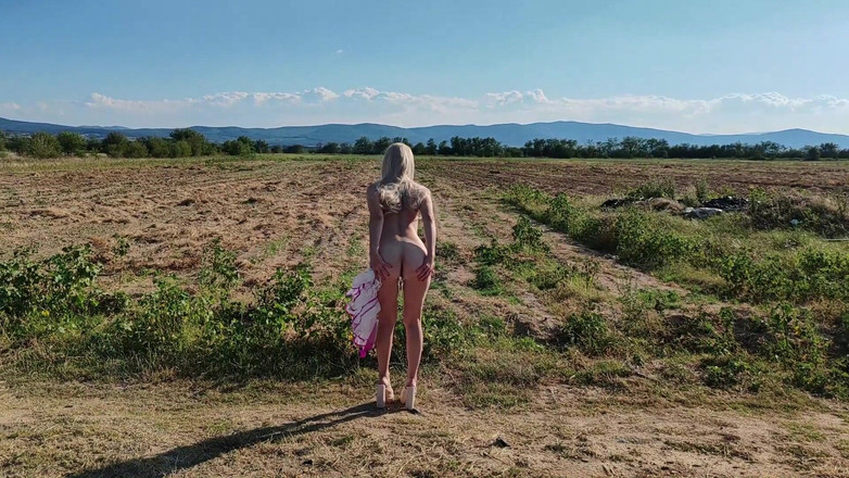 Za Za: Slave Tih Ie Walks in Skirt and Clitoral Chains