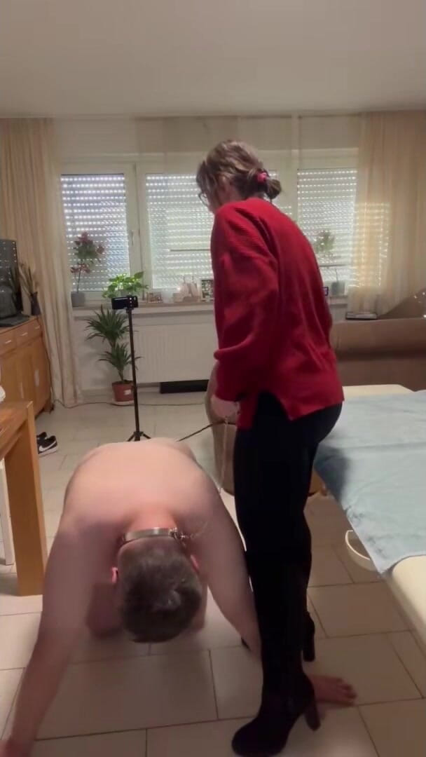 DomLadyMia: Domladymia-slaveofm Red Welts for the Slave Part1