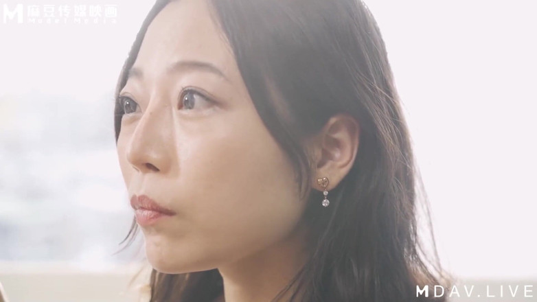 ModelMedia Asia: Md-0195 จริยธรรมตระกูล / น้องสาวต่างมารดาอิจฉา 3P ถ้วย