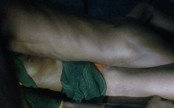Indian sex2: Cuñada consiguió que el cuñado con un condón gordo