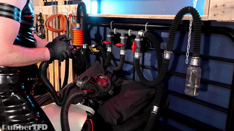 RubberTFD: Tombaker Series - Rubber Capture [capture 3 - Droning]
