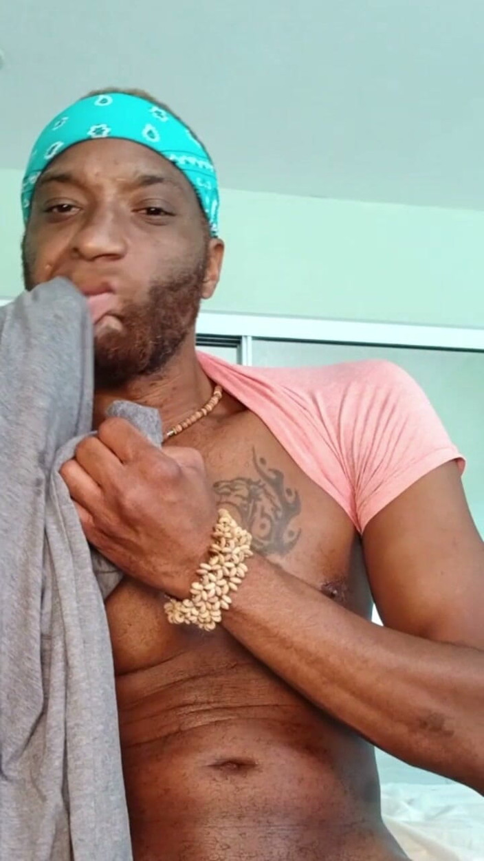 Kennie Jai: Huge Load!