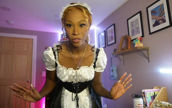 Vanniall: Bossy Maid Teaches You to Suck Her Dick