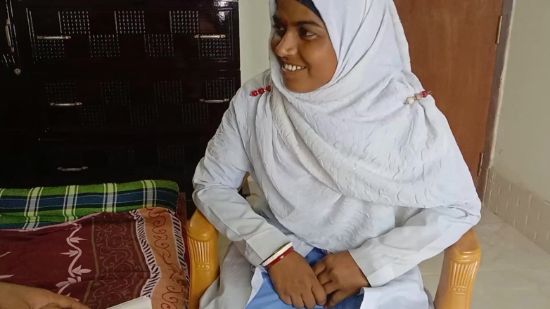 Sabina244: Tam bölüm final sezonu Bangladeşli öğrenci Reparoy en iyi mark için öğretmenle...