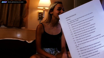 RealBadGirls: Stoute meid Jackie sexy vragen ongecensureerd
