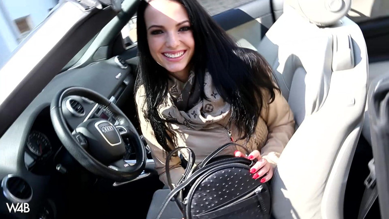 Watch4beauty: Nos bastidores da Mercedes