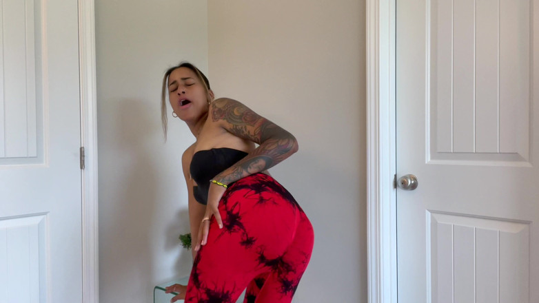 Mya Mula Goddess: Malcriada gassy