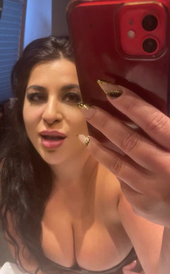 LadyAyse5: 拍摄休息时间短;）