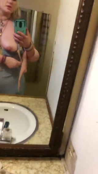Twighla Reign: Un video per la mia amante lesbica... (parte 2)