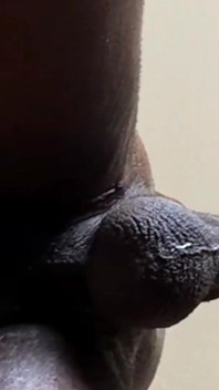 Une bouche aux lèvres parfaites est une bite incroyable qui suce jusqu’à ce qu’elle jouisse !!
