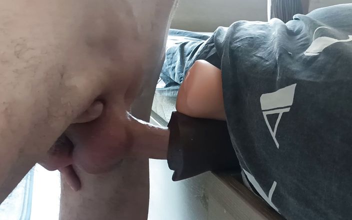 HDBCock: 2 Fleshlights? Nicio problemă.