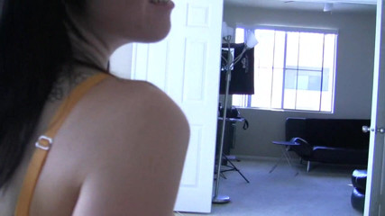 Femdom Sex: Brunette tattooed babe jerks cock between her ass