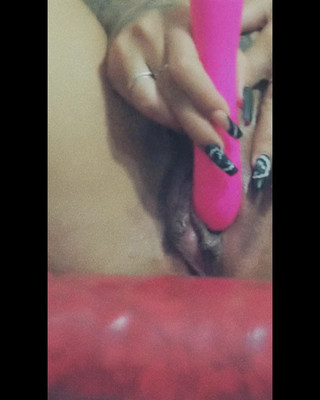 Thalia La Cangri: 내 보지를 만져