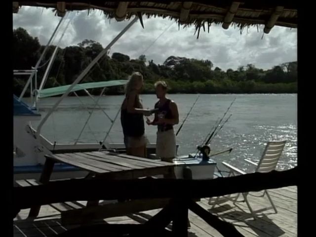 Hot Couples Have Sex on the Beach! (Bisco Birchwood Productions)