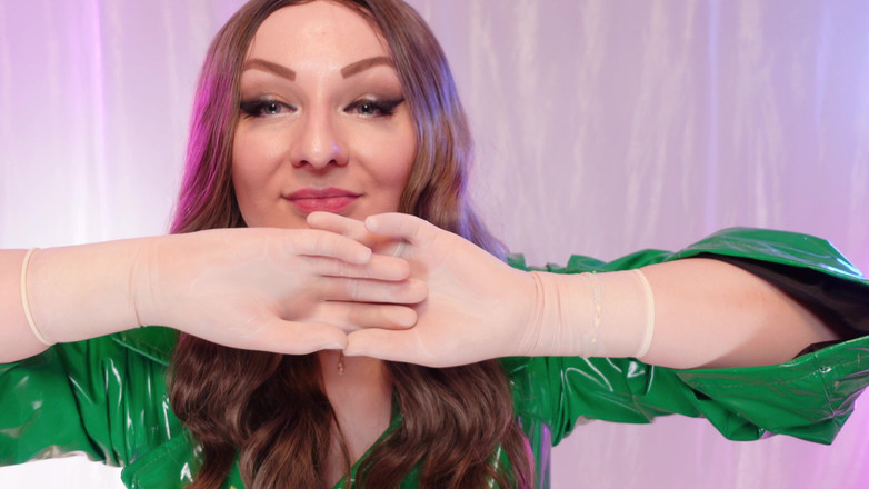 Arya Grander: Caldo VIDEO ASMR con guanti chirurgici di Arya Grander