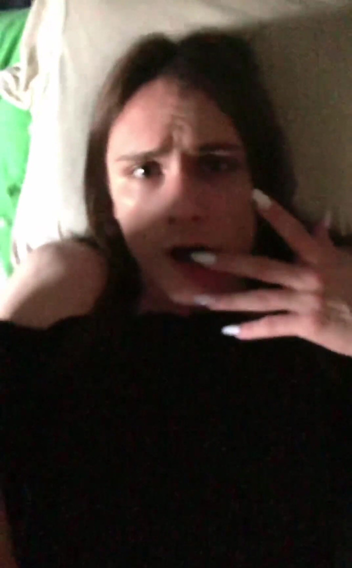 TS Kylie Star: Geluid aan! Dm me om de volledige sekstape te krijgen