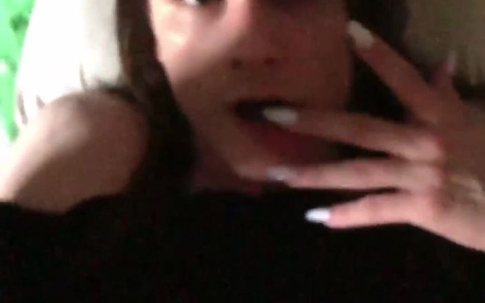 TS Kylie Star: Sonne allumée ! Dm moi pour obtenir la sex tape vidéo...