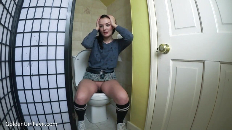Her Kink UK: Sfida di desperazione in bagno