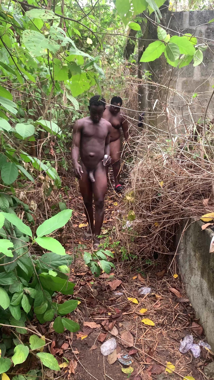 Sexylary: Chubby Bottom Got Fuck Bareback Inside the Bush