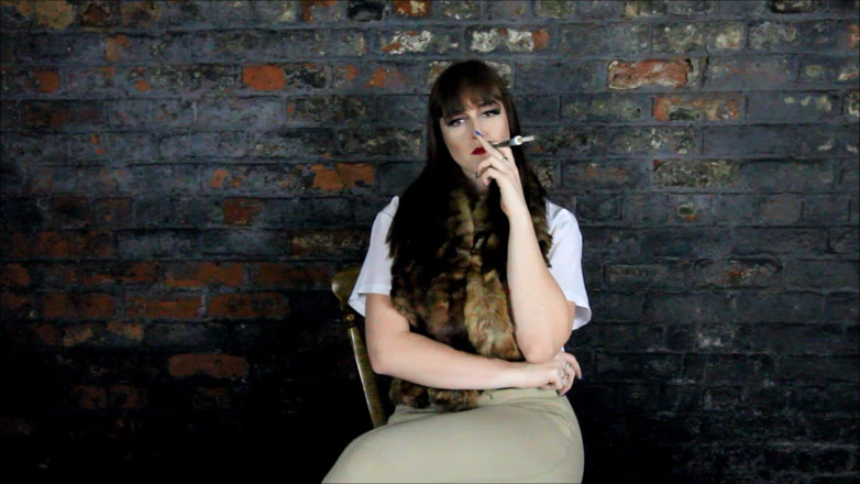 Vivienne l'Amour: Vivienne L'amour - Smoking Fettish