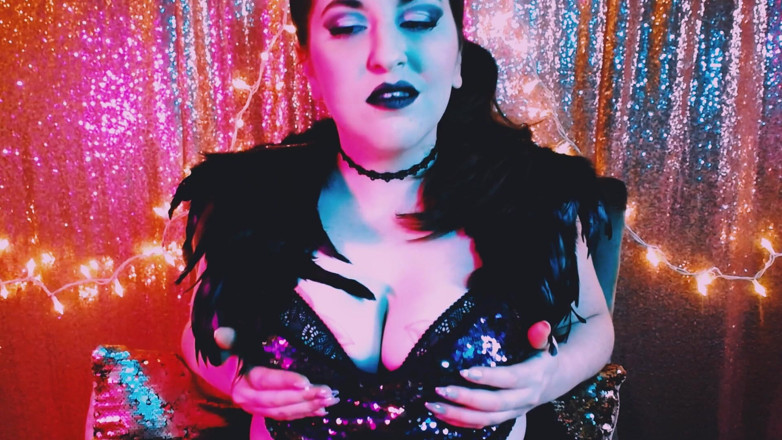 goddessjoules: Krmí se - Succubus Transformace