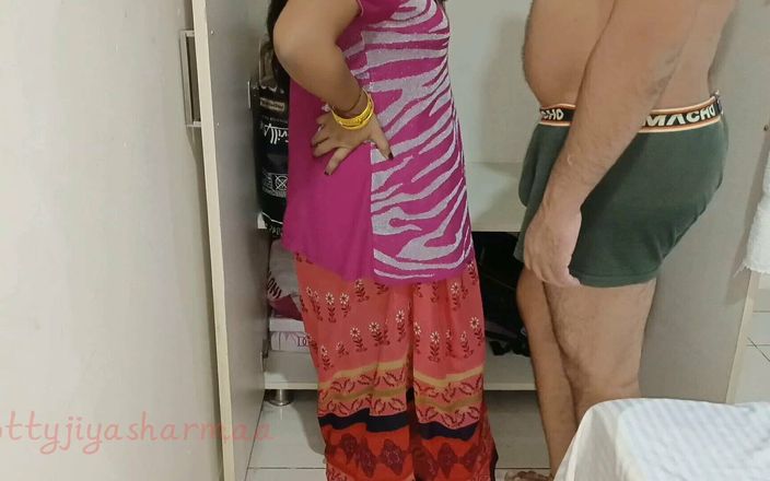 Hotty Jiya Sharma: Xxx mucama folla en Aalmari en sari rosa