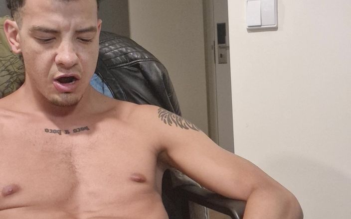 Fitguywithbigdick: Boşalma sert 13