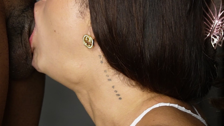 Agatha Lyra: O bana geldi, sonra 2. bölümü eğitmeye başladım, ben de geldim!