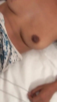 뻑가는 대물 자지를 따먹는 어린 아시아 소녀