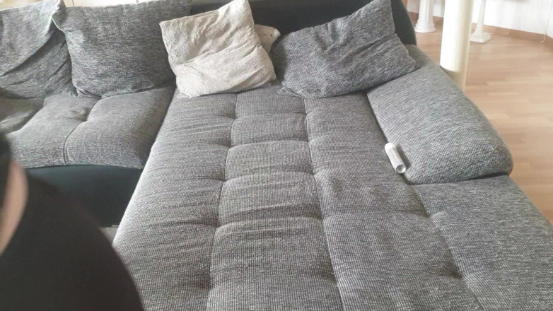 UserBitch1: Horny in the Living Room