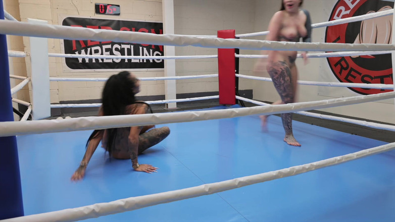 Red Sign Wrestling: Tasha Zoe vs dat baas Lass