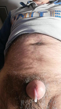 Handjob dengan mandi air mani panas pada petang 24 Disember