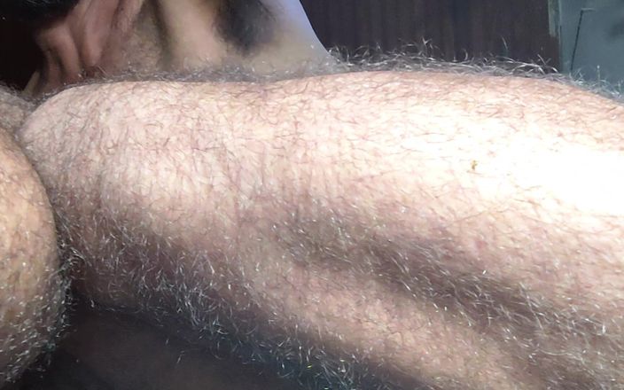 Stink HairyMale: Kom klaar op mijn voet, close-up van sommige delen van...