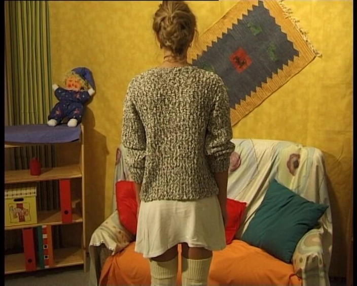 YOUR FIRST PORN: Komm Und Wichs Mit Mir - Jaquelin kom en trek me...