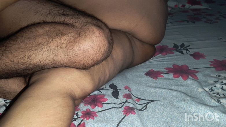 angelstar7834: Desi Bhabhi odešla poté, co zapomněla svůj domov