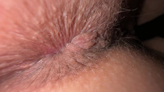 Gigi oficial: Awek sudah berpeluh, peminat melakukan yoga, saya menghidunya sepanjang malam