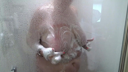 Uk Joolz: Soapy shower time