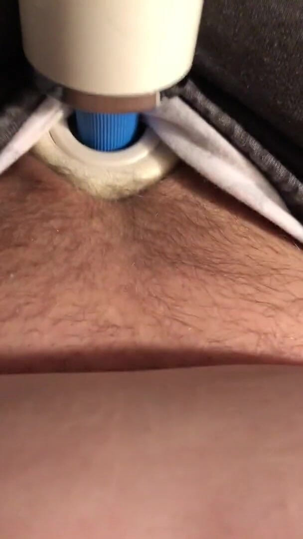 Bad Girl Inc: Having a good time at home with my Hitachi