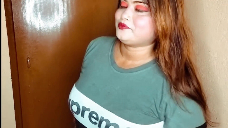Horny Rose: Ngentot habis-habisan di gym
