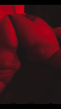 Red Light Nikki Cakes