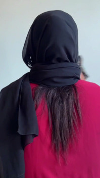 La cameriera d'albergo del marocco che pulisce la mia camera e la vedo grande culona bianca & inizio a masturbarmi