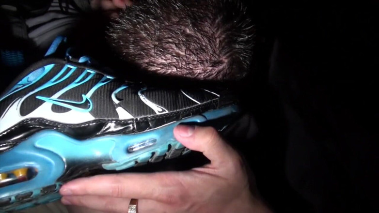 Sneaker Sex Kinky: Sneaker domination in cruising for bad boy