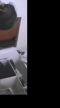 Moje nevlastní sestra učí sex a dobré kouření
